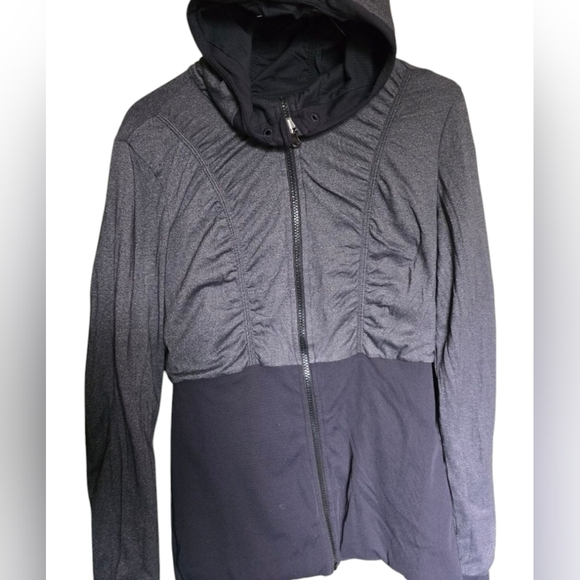 # 52 Reversible Studio Jacket - Picture 2 of 7